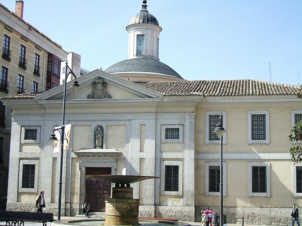 Real Monasterio de San Joaquín y Santa Ana: A Neoclassical Cistercian Monastery in Valladolid 1 Real Monasterio de San Joaquín y Santa Ana