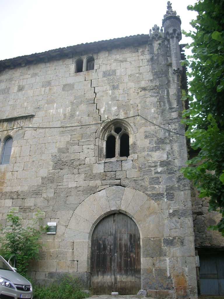Lili Jauregia: A Gothic Palace and Tower House in Zestoa 2 Lili jauregia