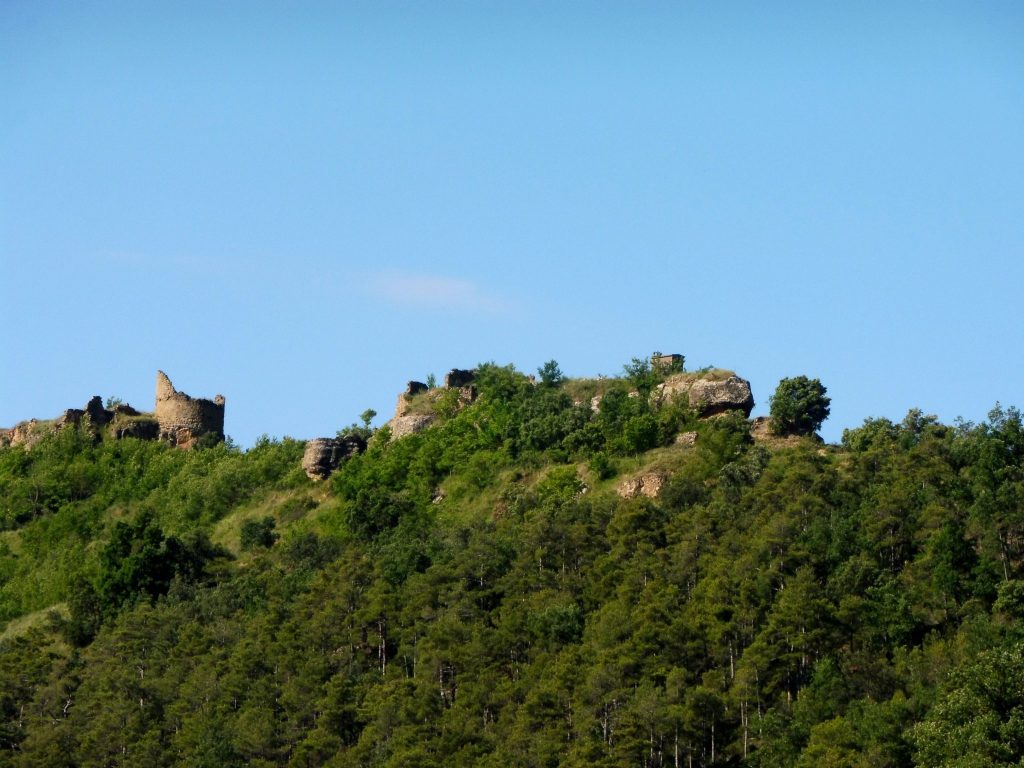 Castell d'Aguilar: A Territorial Frontier Castle in Spain 2 Castell d'Aguilar