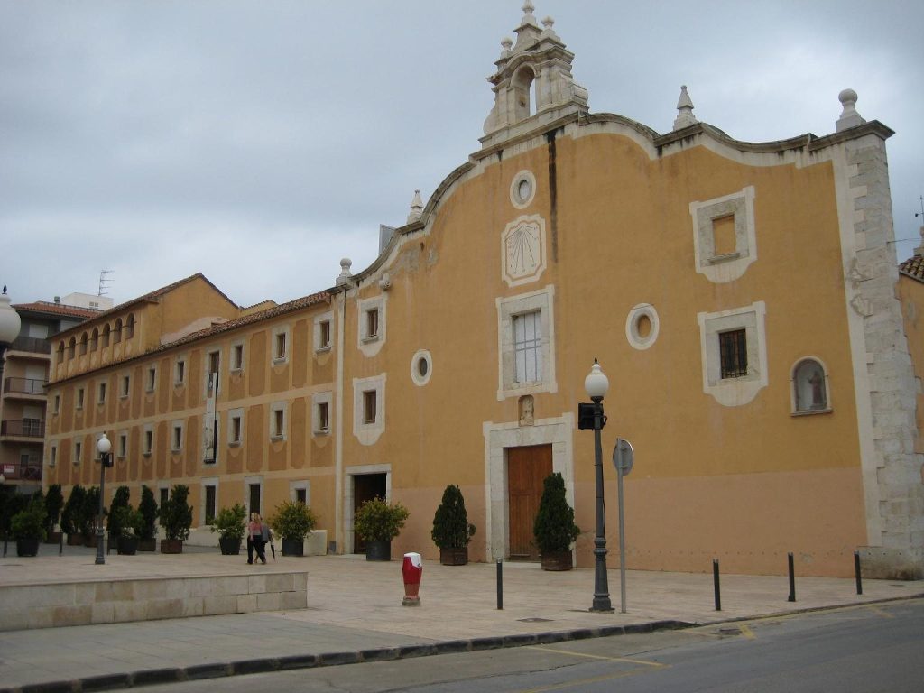 Ancient Convent of Saint Francis in Benicarló: A Franciscan Religious Complex and Cultural Centre 1 Ancient Convent of Saint Francis in Benicarló