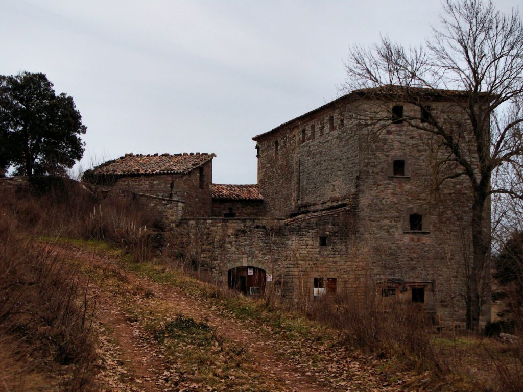 Castellnou de la Plana: A Fortified Manor House and Jurisdictional Castle in Spain 1 Castellnou de la Plana