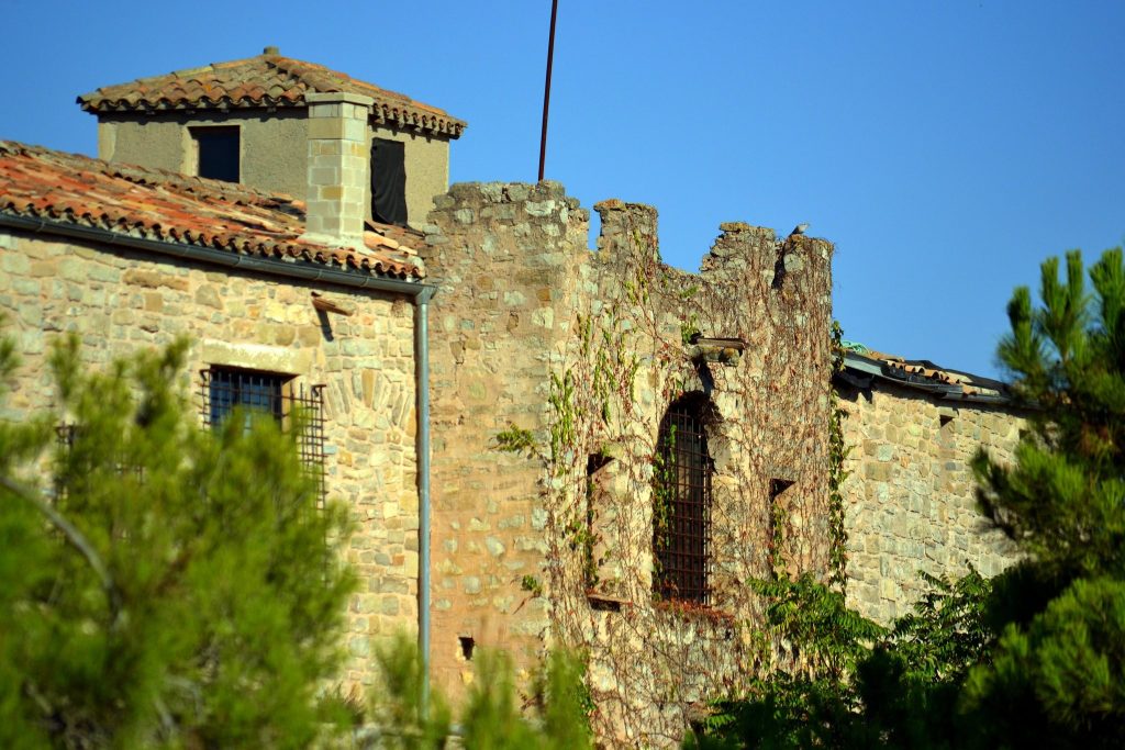 Castell de Biure: A Historic Castle-Palace in Tarragona, Spain 5 Castell de Biure