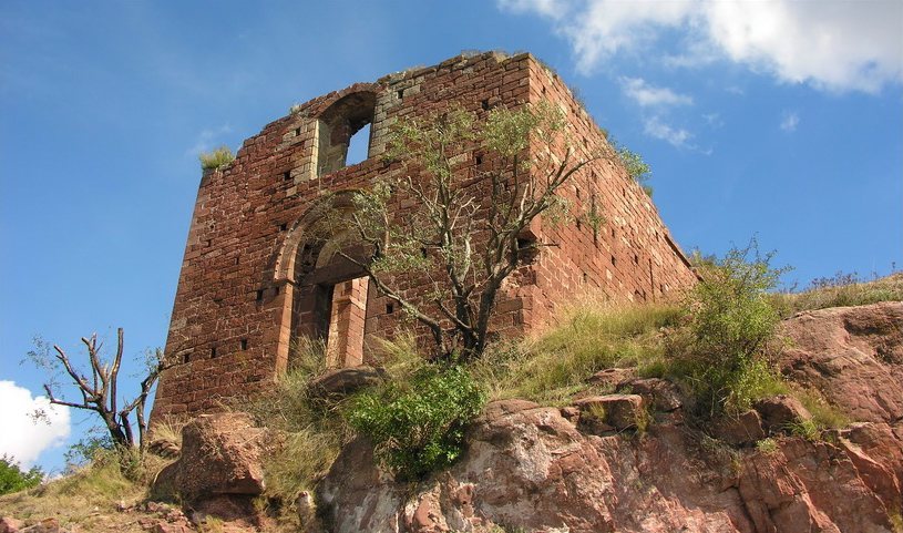 Castell de Rocafort: A Medieval Fortress at Martorell 1 Castell de Rocafort