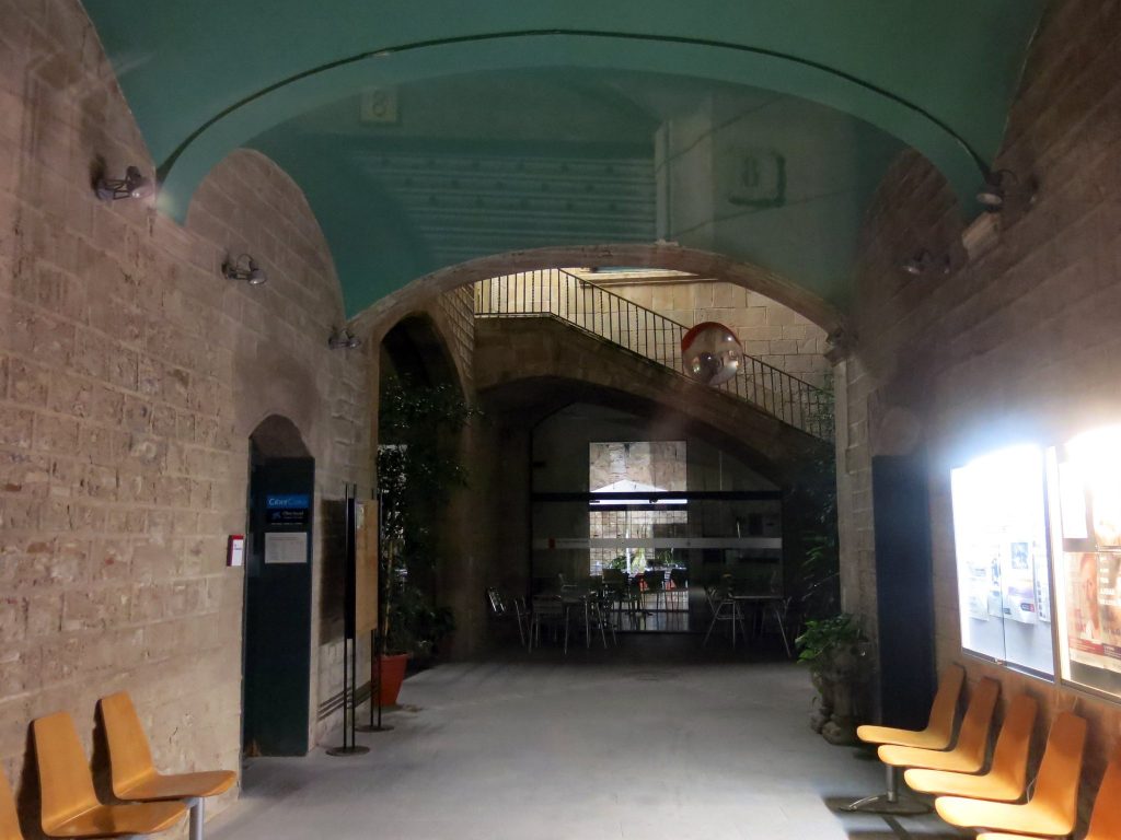 Casa Ferran-Civil: A Palace-and-Factory House in Barcelona 2 Casa Ferran-Civil