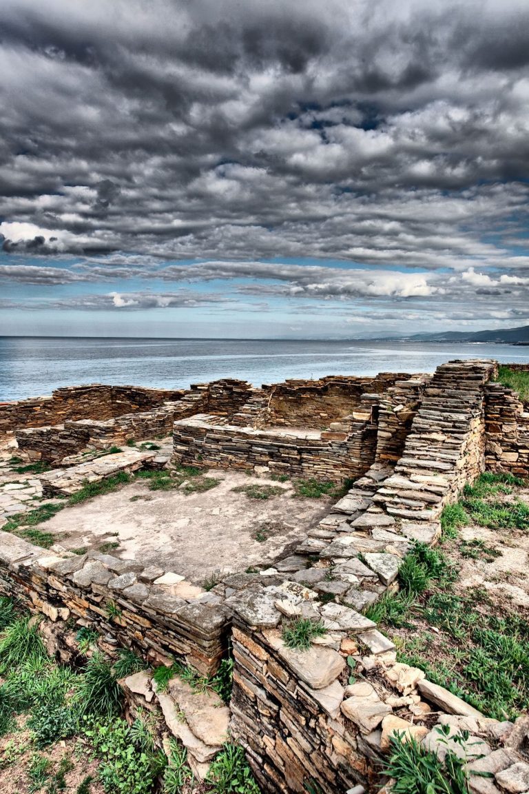 Castro of Fazouro: A Roman-Period Fortified Settlement in Galicia