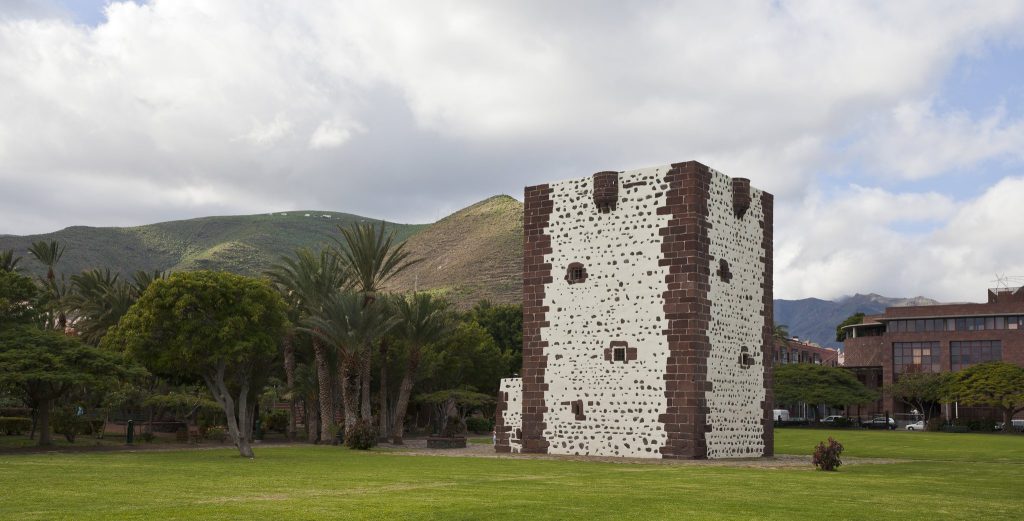 Torre del Conde: A Late-Gothic Military Tower in La Gomera 1 Torre del Conde