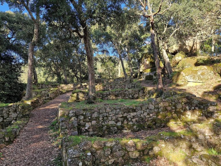 Santomé: An Archaeological and Natural Site in Spain