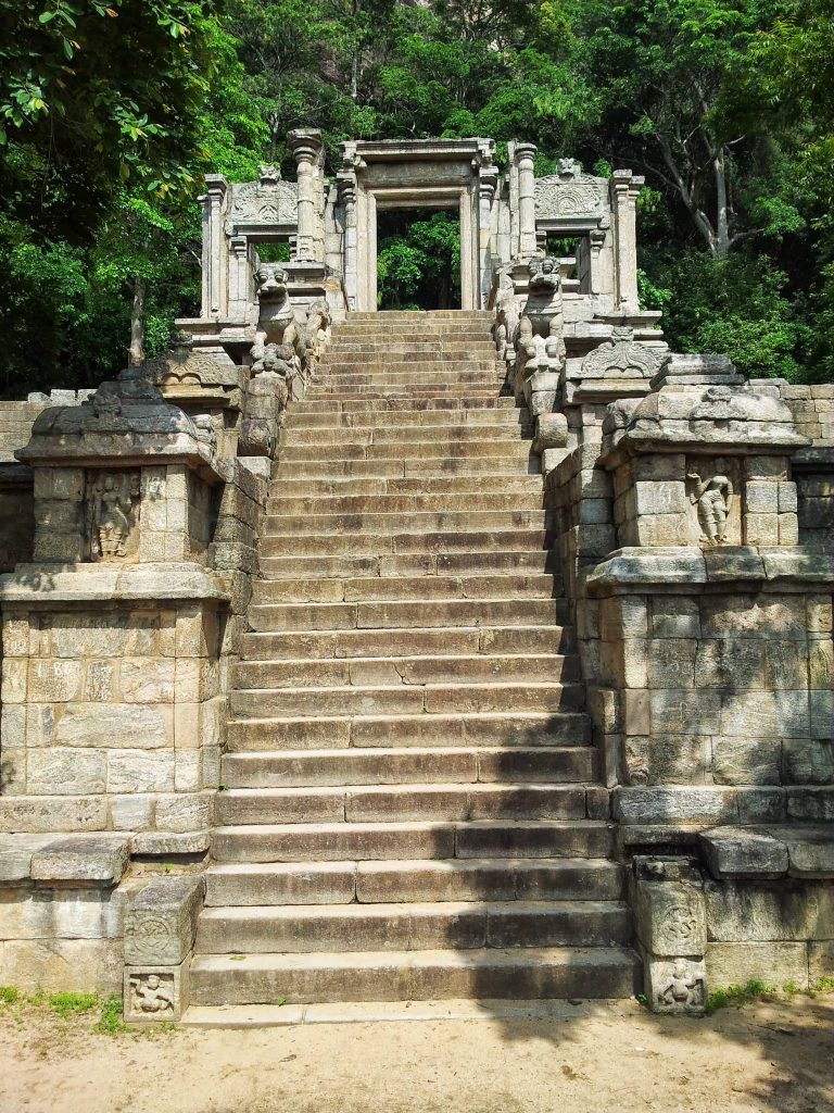 Yapahuwa: Medieval Capital and Fortress of Sri Lanka 5 Yapahuwa