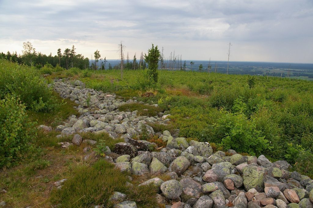 Träleborg: A Prehistoric Hillfort near Falköping, Sweden 2 Träleborg