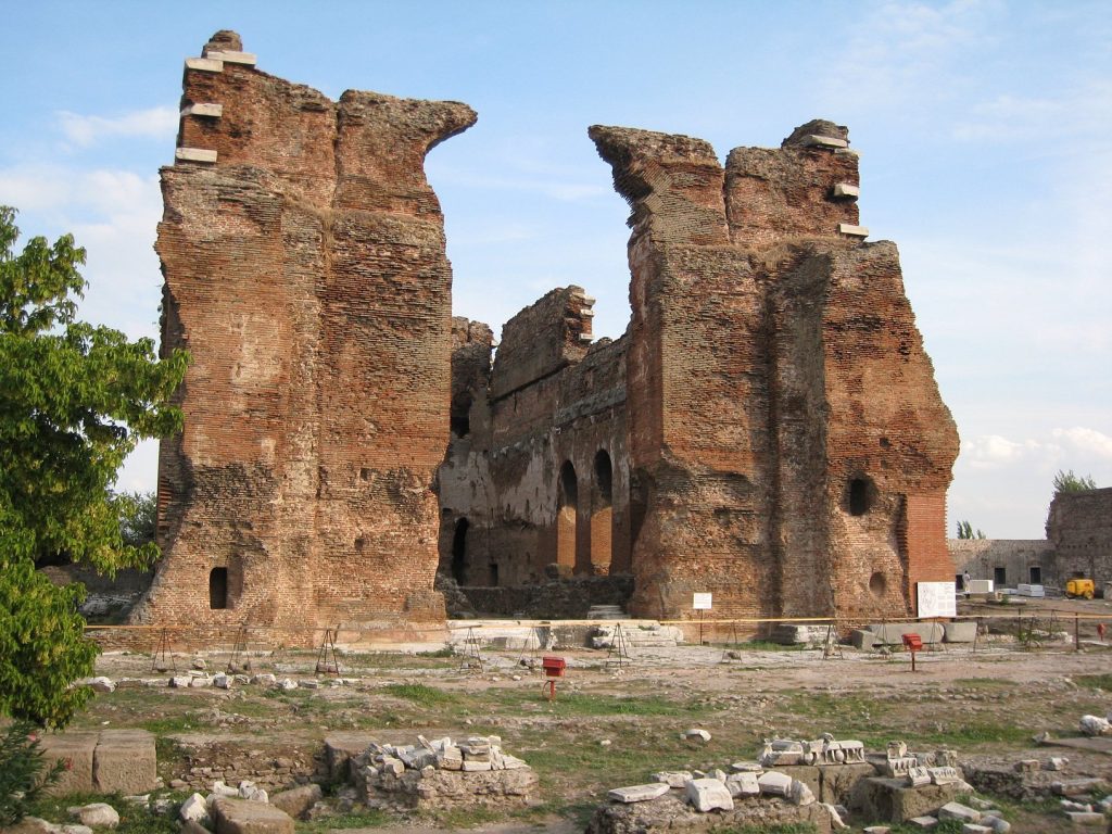 Red Basilica: A Roman Egyptian Sanctuary and Byzantine Church in Pergamon 1 Red Basilica