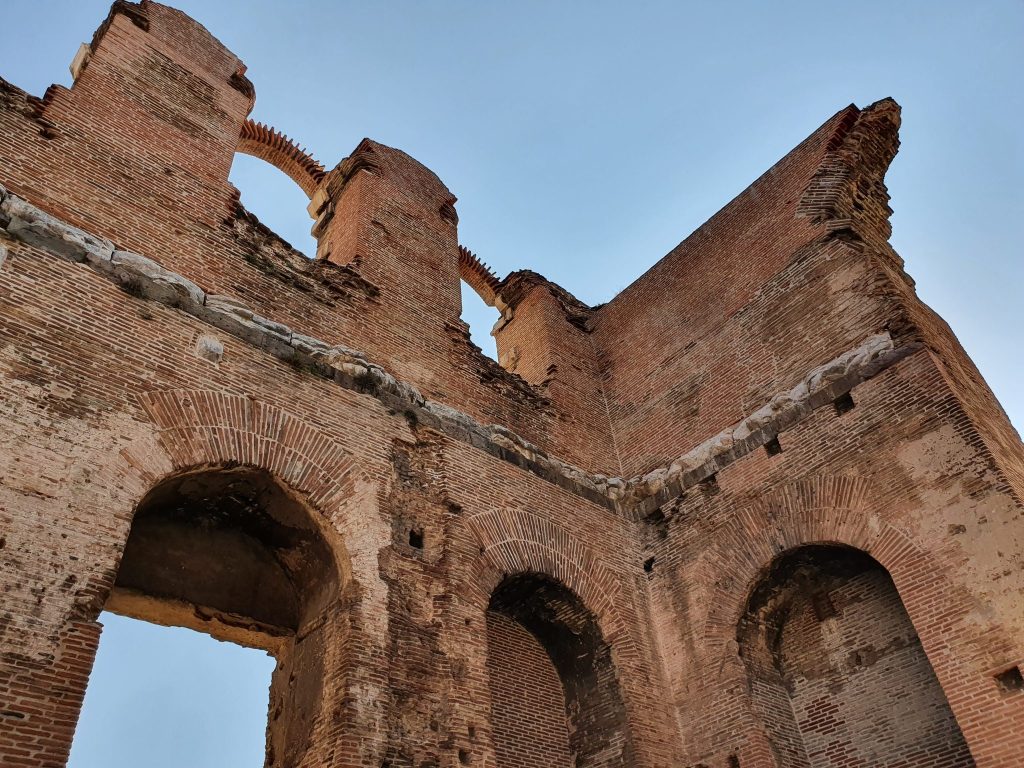 Red Basilica: A Roman Egyptian Sanctuary and Byzantine Church in Pergamon 3 Red Basilica