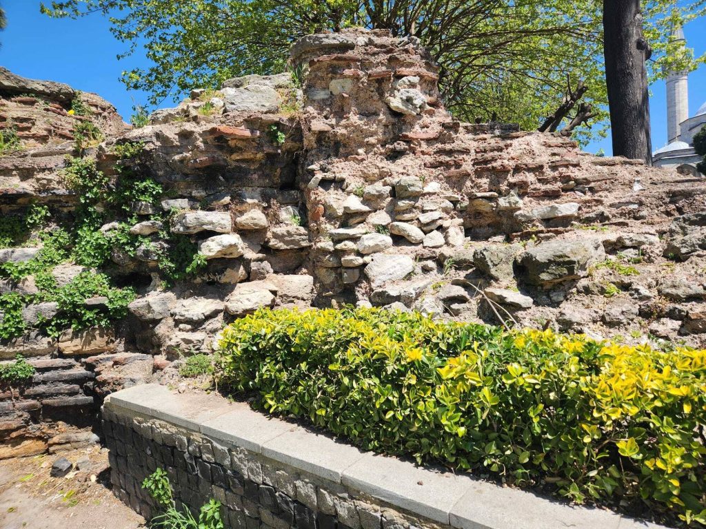 Palace of Antiochos