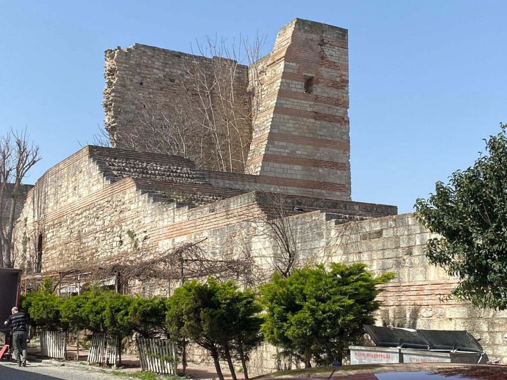Palace of Blachernae: Byzantine Imperial Residence in Istanbul 1 Palace of Blachernae