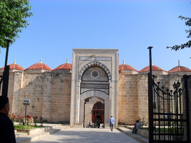 Tarsus Mosque: An Ottoman-Era Sunni Muslim Mosque in Türkiye 1 Tarsus Mosque
