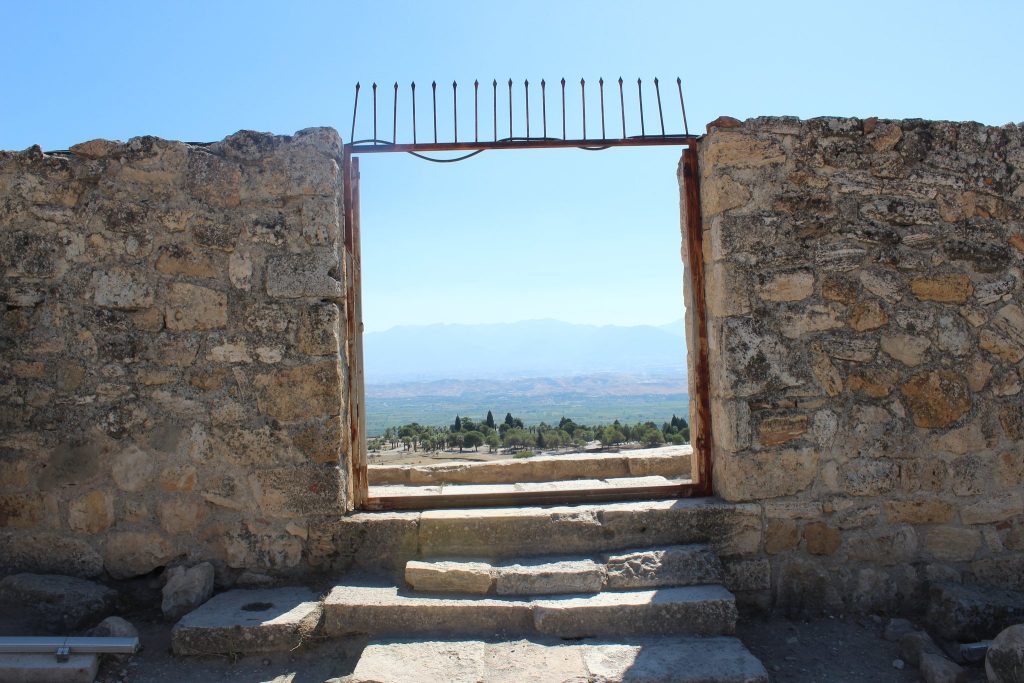 Theatre of Hierapolis: A Roman Performance and Spectacle Building in Türkiye 2 Theatre of Hierapolis