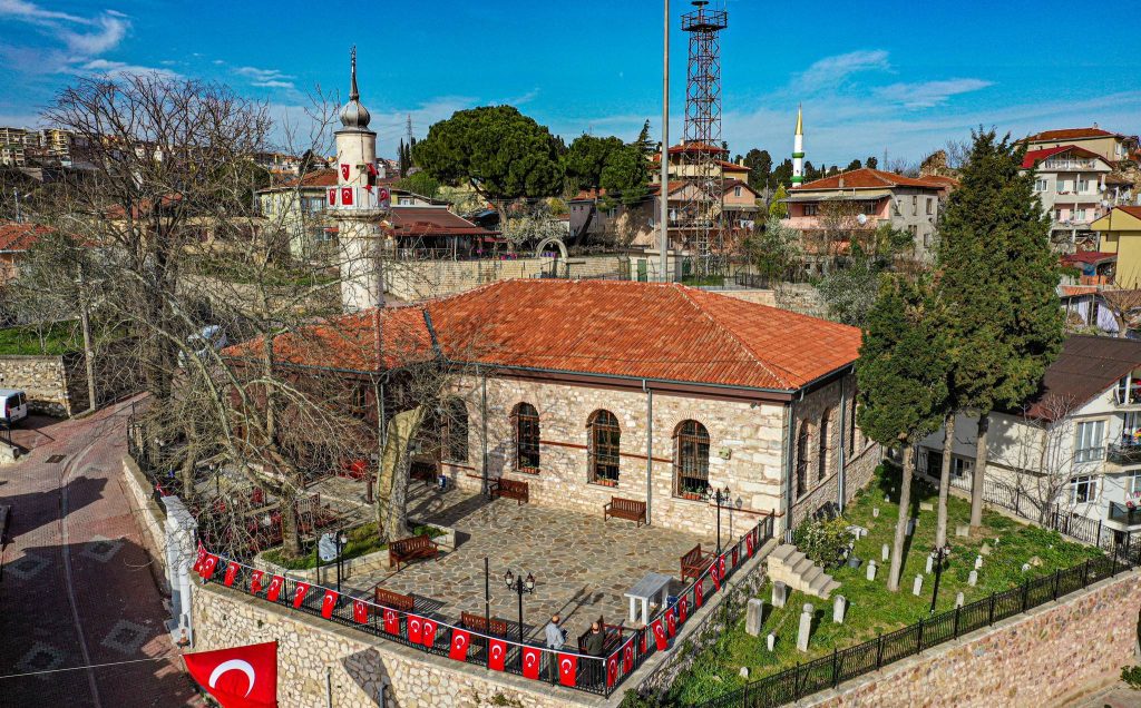 Orhan Mosque: A Fourteenth-Century Ottoman Mosque in İzmit 1 Orhan Mosque