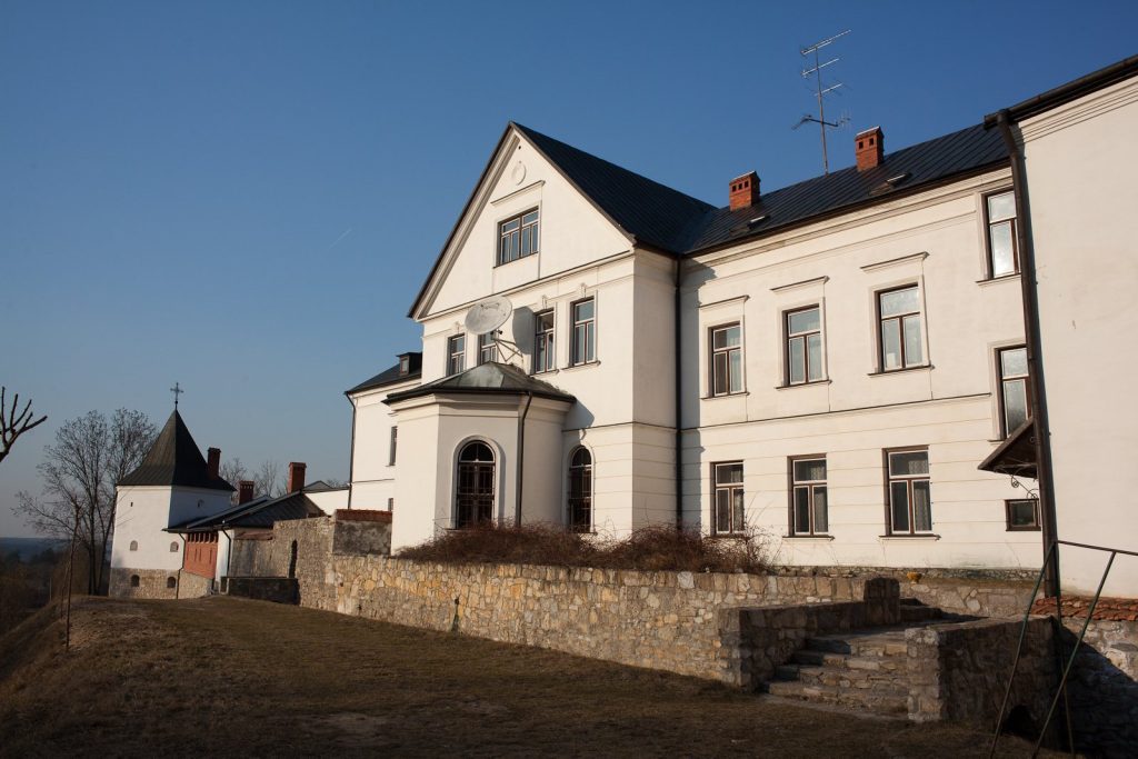 Basilian Monastery of St. Nicholas in Krekhiv: A Fortified Monastic Complex in Ukraine 2 Basilian Monastery of St. Nicholas in Krekhiv