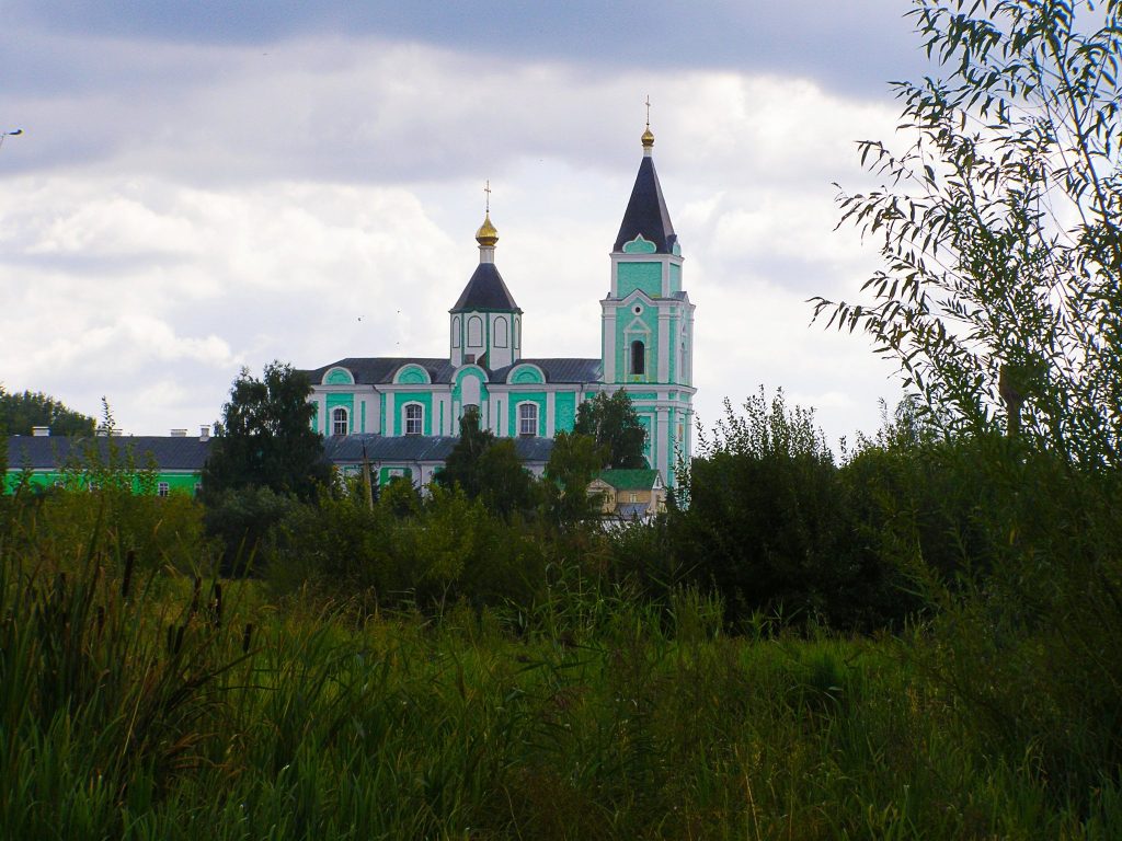 Holy Trinity Cathedral, Brailiv: An Orthodox Monastery Church in Ukraine 1 Holy Trinity Cathedral, Brailiv