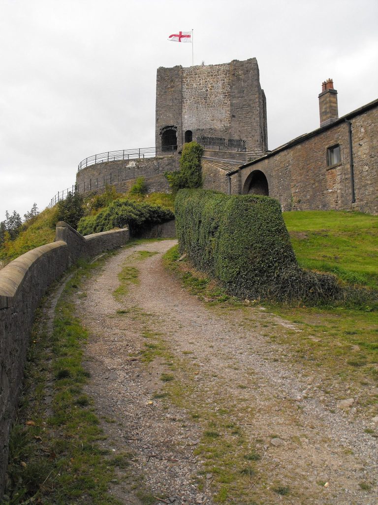 Clitheroe Castle: The Medieval Administrative Centre of the Honour of Clitheroe 3 Clitheroe Castle