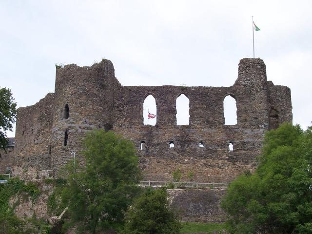 Haverfordwest Castle: A Norman Fortress and Royal Stronghold in Wales 1 Haverfordwest Castle