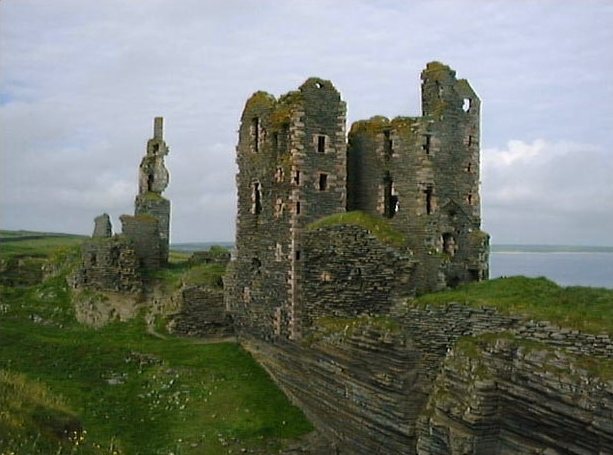 Castle Sinclair Girnigoe: A Clan Sinclair Fortress near Wick 1 Castle Sinclair Girnigoe