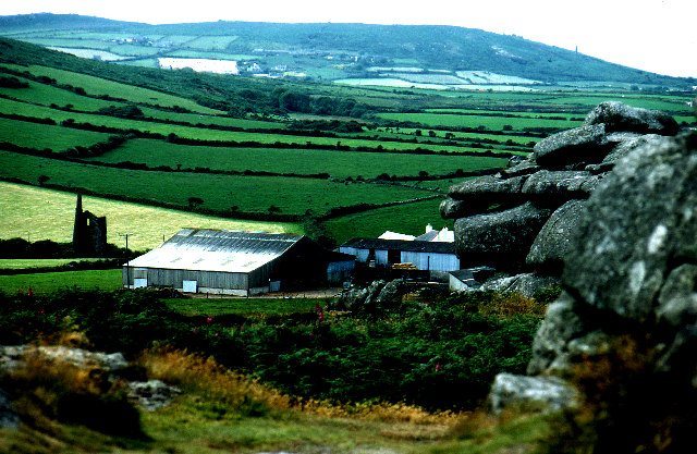 Trencrom Hill: A Neolithic Tor Enclosure and Iron Age Hillfort in Cornwall 1 Trencrom Hill