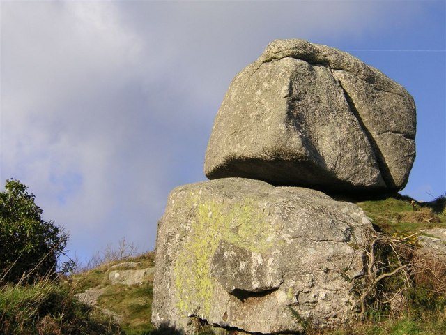 Trencrom Hill: A Neolithic Tor Enclosure and Iron Age Hillfort in Cornwall 2 Trencrom Hill