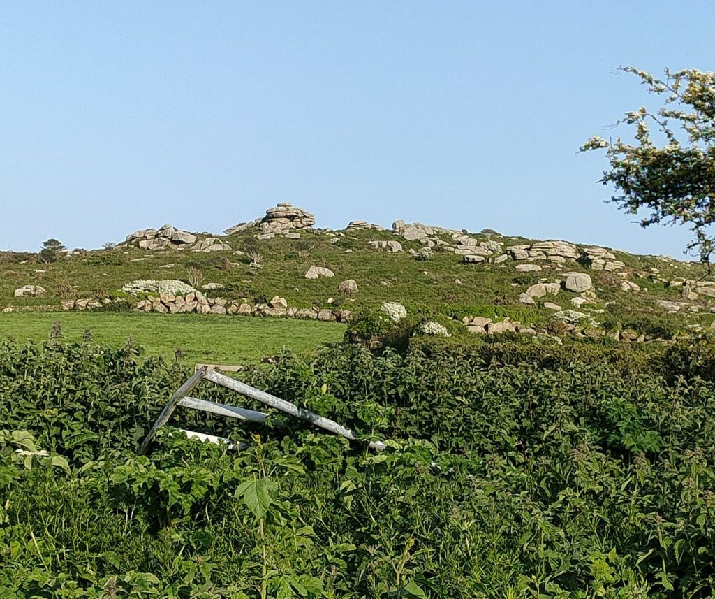 Trencrom Hill: A Neolithic Tor Enclosure and Iron Age Hillfort in Cornwall 3 Trencrom Hill