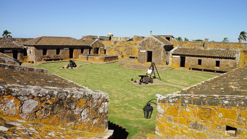 Fuerte San Miguel: A Portuguese Military Fortification in Uruguay 1 Fuerte San Miguel