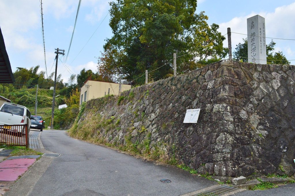 Tsubai Otsukayama Kofun: An Early Kofun-Period Burial Mound in Japan 3 Tsubai Otsukayama Kofun