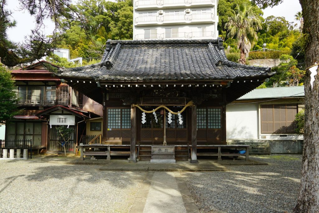 Yuzen Shrine: An Atami Shinto Shrine Associated with Healing Springs 1 Yuzen Shrine