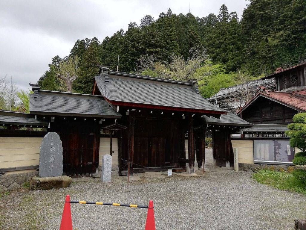 Shōren-ji Temple: A Jodo Shinshu Buddhist Temple in Takayama 2 Shōren-ji Temple