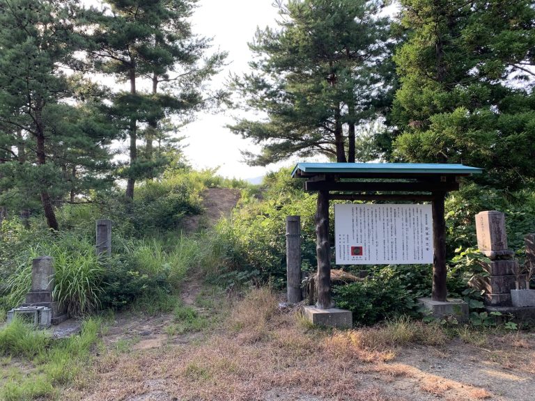 Ayamezuka Kofun: A Fifth-Century Keyhole Burial Mound in Japan