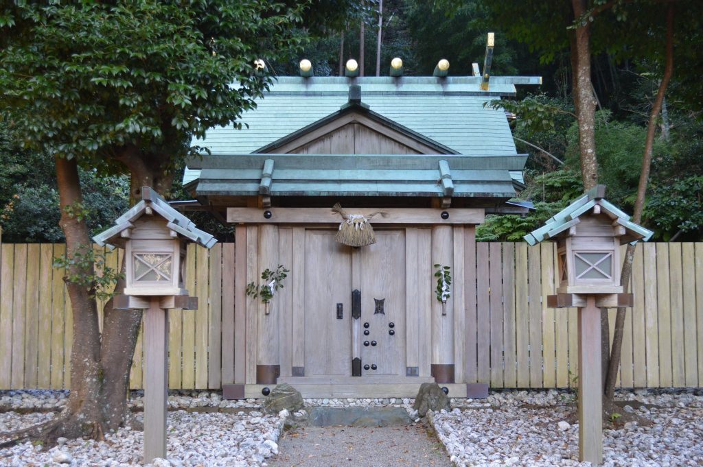 Kata Shrine: A Shinto Sanctuary in Toba, Japan 1 Kata Shrine
