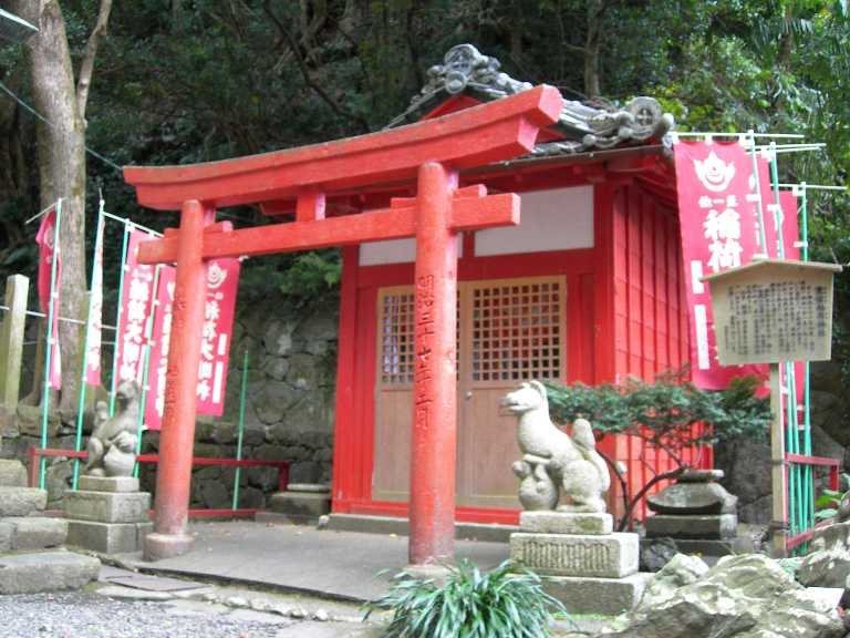 Kata Shrine: A Shinto Sanctuary in Toba, Japan 3 Kata Shrine