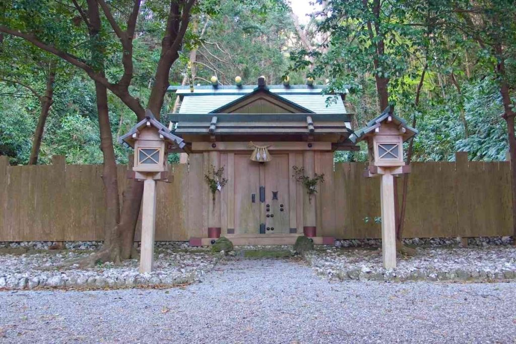 Kata Shrine: A Shinto Sanctuary in Toba, Japan 4 Kata Shrine