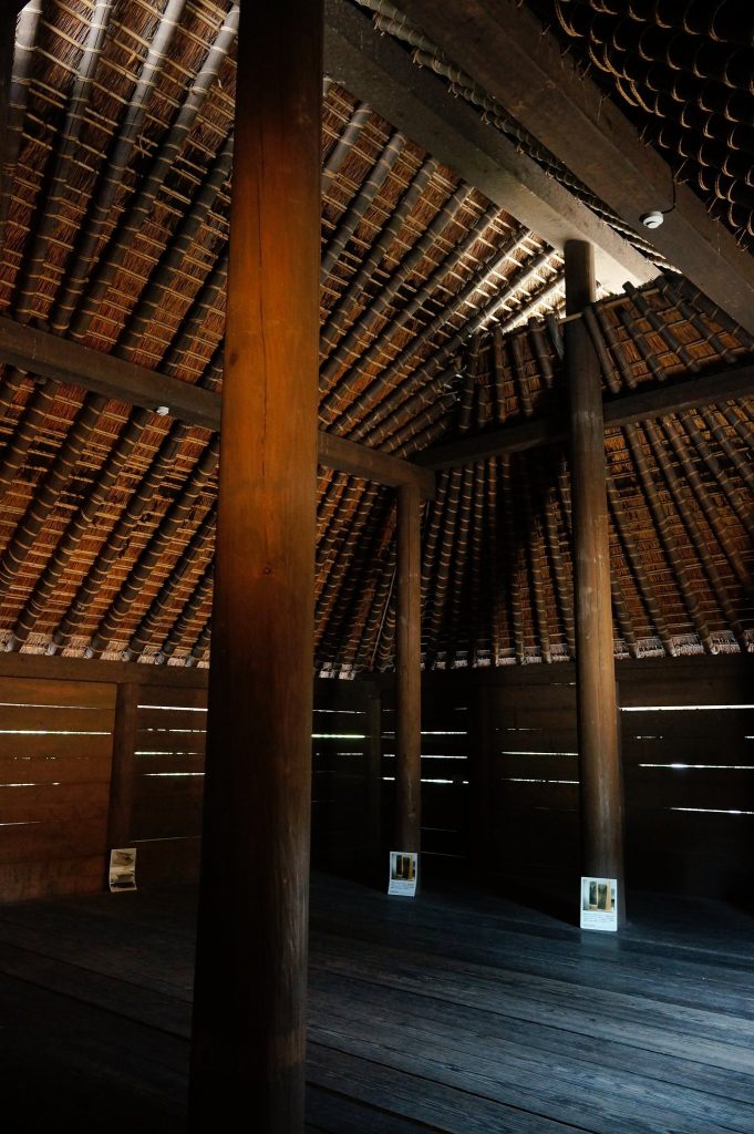 Hōenzaka Site: A Kofun-Period Royal Warehouse Complex 3 Hōenzaka Site