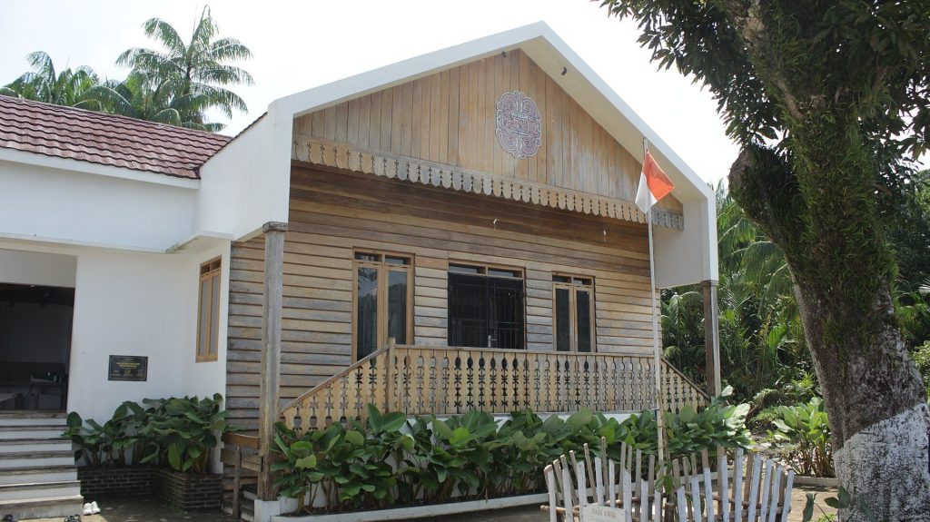 Fansuri Museum: A Research and Educational Museum in North Sumatra 1 Fansuri Museum