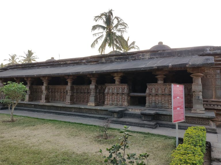 Kamala Narayana Temple, Degaon: A Kadamba Trikutachal Temple