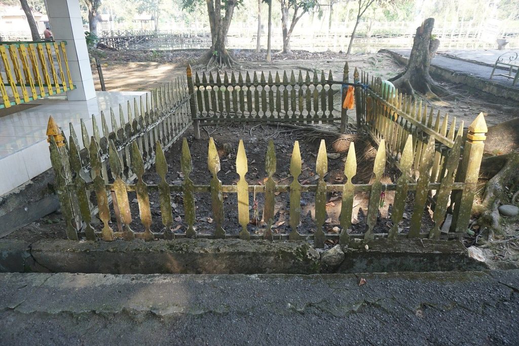 Agung Temple: A Hindu Temple Site in South Kalimantan 4 Agung Temple