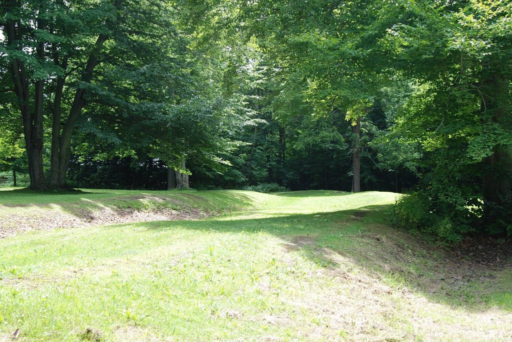 Southwold Earthworks: A Pre-Contact Neutral Village and Ceremonial Enclosure 2 Southwold Earthworks