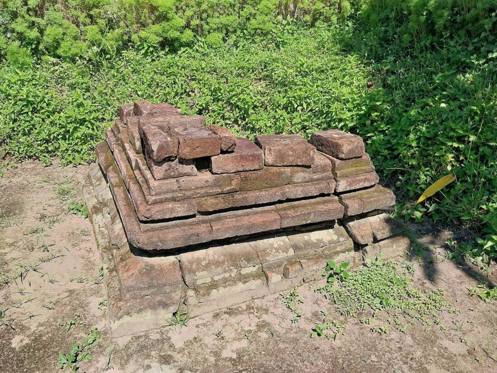 Mantup Site: An Ancient Mataram Hindu Temple Complex in Indonesia 2 Mantup Site
