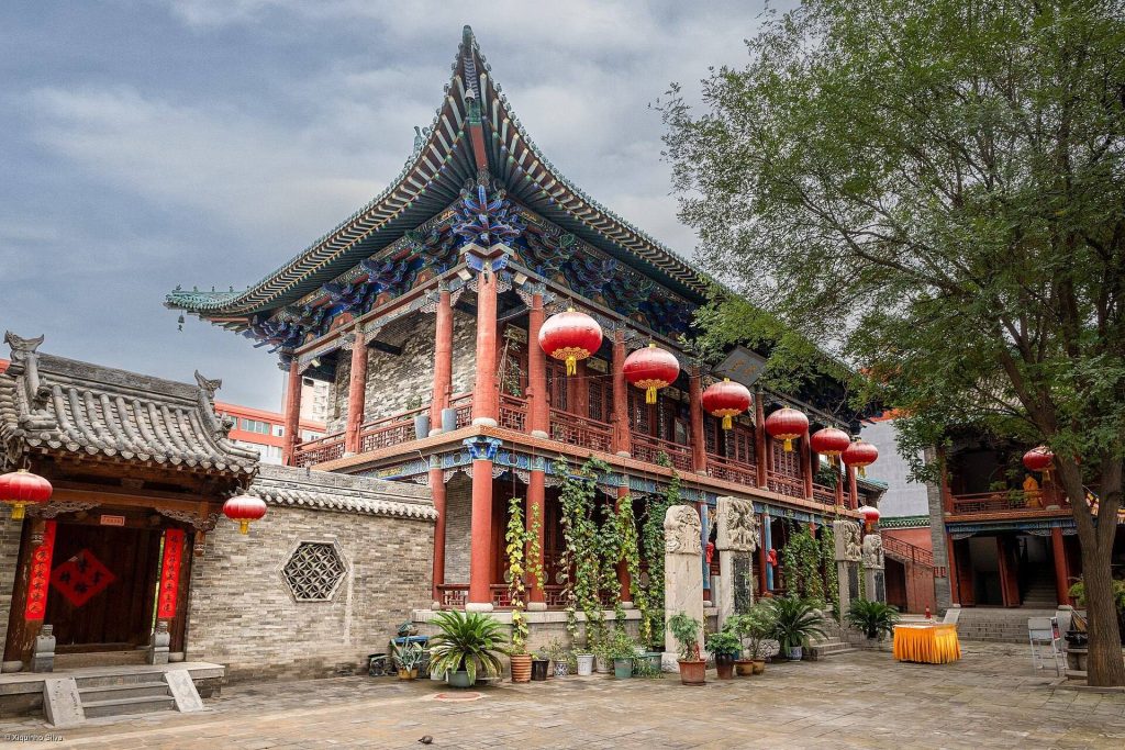 Chongshan Temple: A Buddhist Temple in Taiyuan, China 2 Chongshan Temple