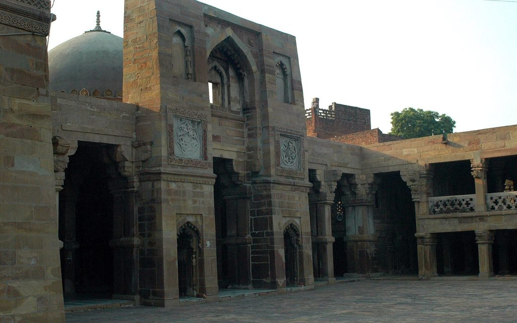 Atala Masjid, Jaunpur: A Sharqi Mosque in Uttar Pradesh 3 Atala Masjid, Jaunpur