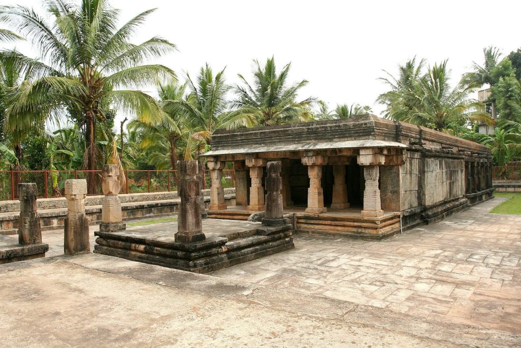 Jain Temple, Kidanganad: A Medieval Jain Centre in Kerala 1 Jain Temple, Kidanganad