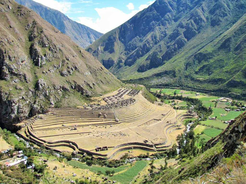 Patallaqta: An Inca Settlement on the Road to Machu Picchu 4 Patallaqta