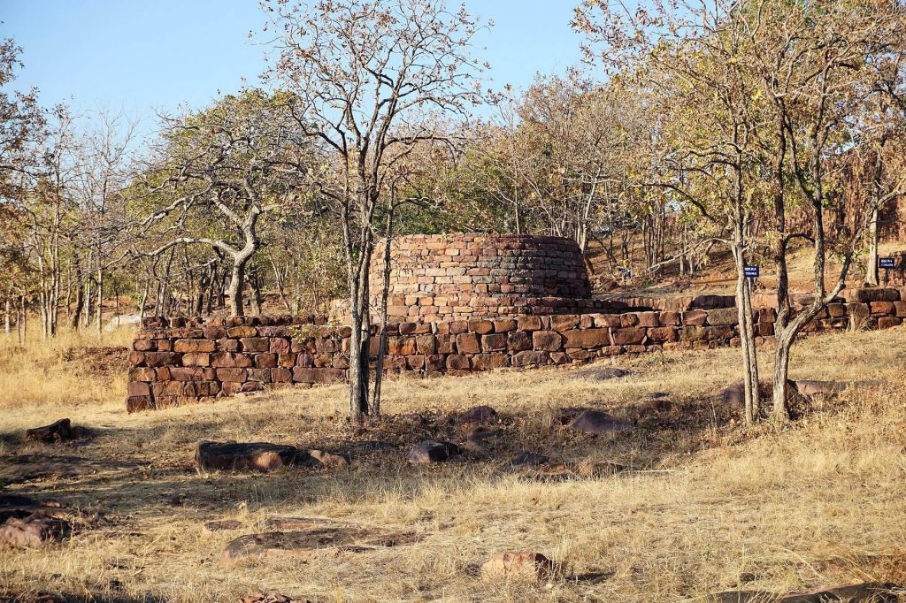 Satdhara: A Buddhist Archaeological Settlement in Madhya Pradesh 2 Satdhara