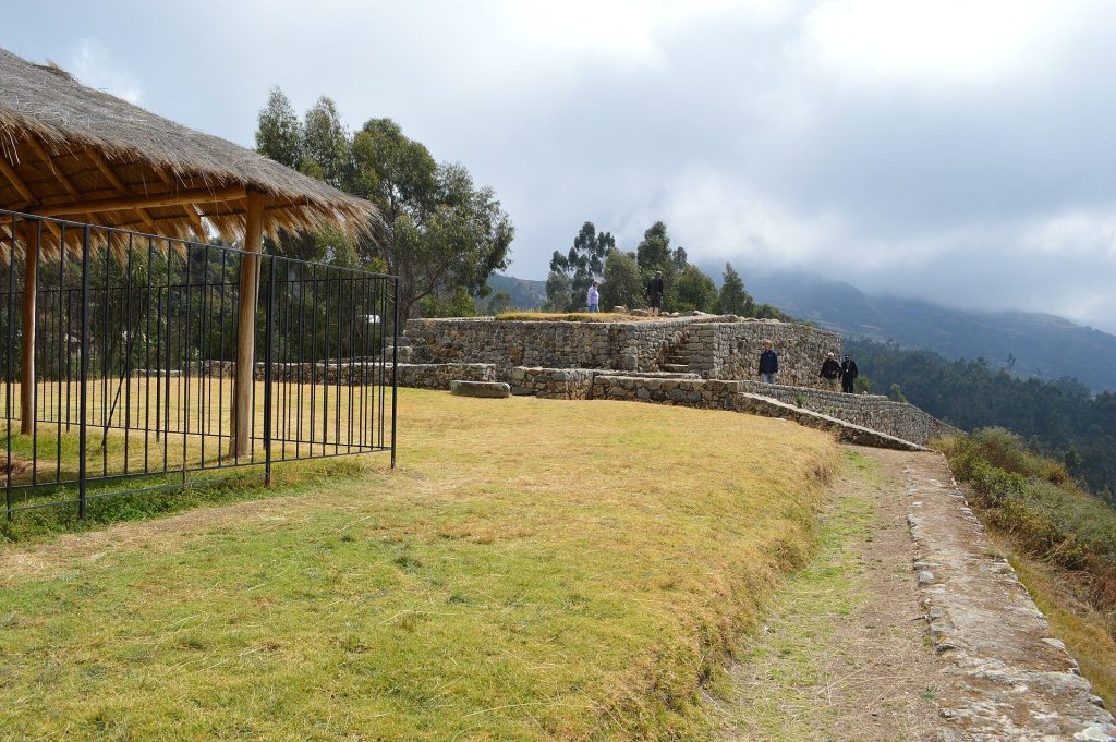 Sayhuite: An Inca Sanctuary and Religious Center in Peru 3 Sayhuite
