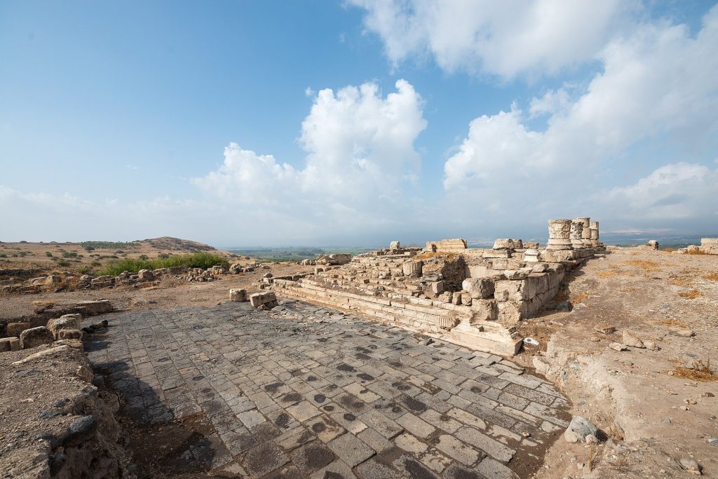 Omrit: A Roman Temple Complex in Israel 4 Omrit