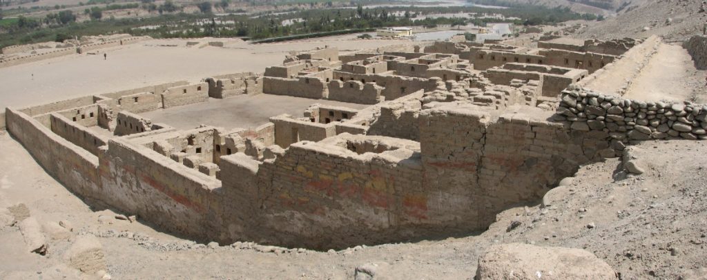 Tambo Colorado: An Inca Administrative and Military Center in Peru 1 Tambo Colorado